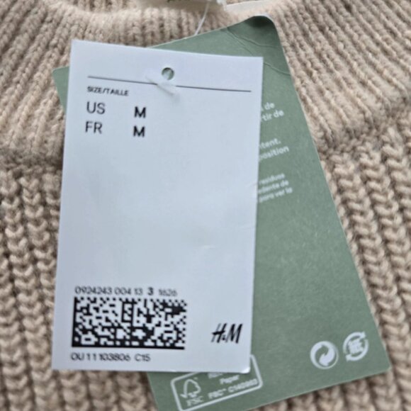 H&M sweater vest - Picture 3 of 3